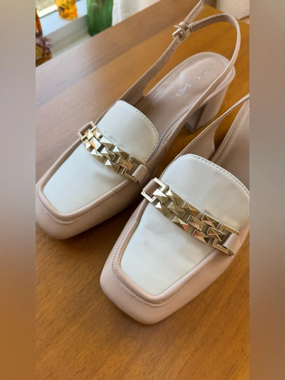 Slingback Pumps – Size 8.5 Marc Fisher Graci Chic Neutral with Gold Chain Detail - Picture 4 of 11